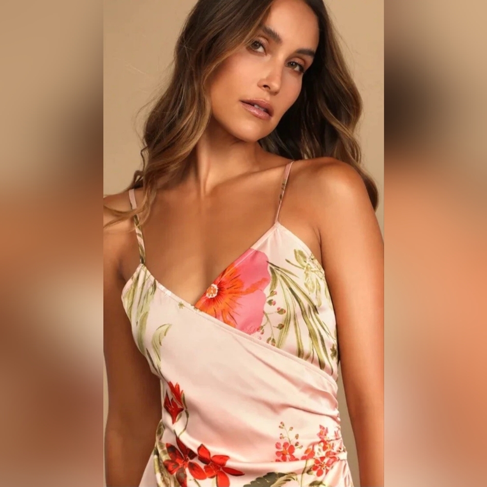 Lulus Remarkable Entrance Floral Print Satin Dress Spring Size Large Pink NWT - Picture 2 of 13